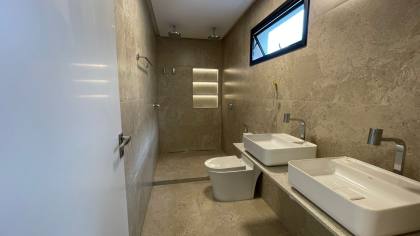 Casa de Luxo/ Condomínio Amarílis
