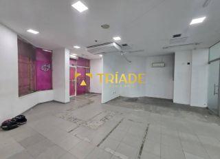 Alugo prédio comercial na Avenida João Durval Carneiro