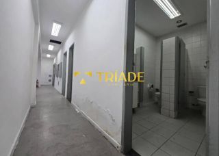 Alugo prédio comercial na Avenida João Durval Carneiro