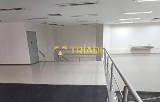 Alugo prédio comercial na Avenida João Durval Carneiro