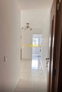 Alugo apartamento semi mobiliado 2/4 sendo uma suíte na avenida Artêmia Pires Sim