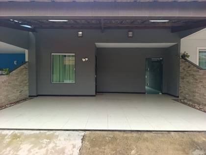 Casa à venda com mobília no Condomínio Alegria 1 - no Sim