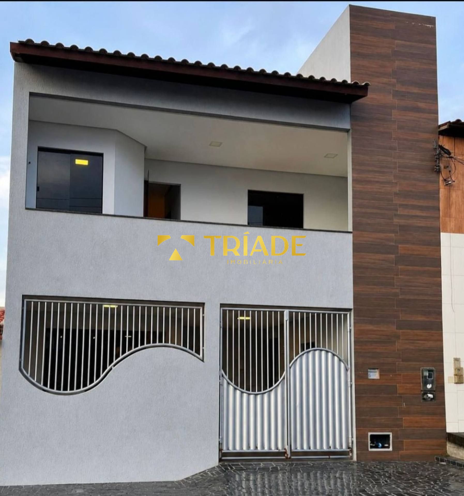 Casa Para Vender com 4 quartos sendo 1 suíte no bairro Gabriela em Feira De Santana