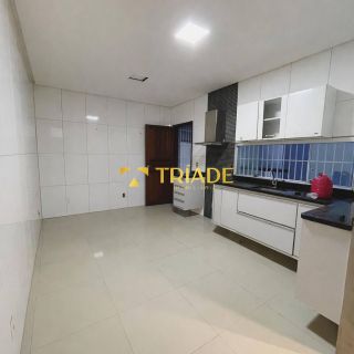 Casa Para Vender com 4 quartos sendo 1 suíte no bairro Gabriela em Feira De Santana