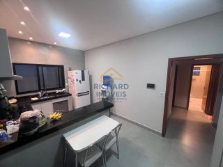 Casa Para Vender com 4 quartos 2 suítes no bairro Parque do Principe em Paracatu