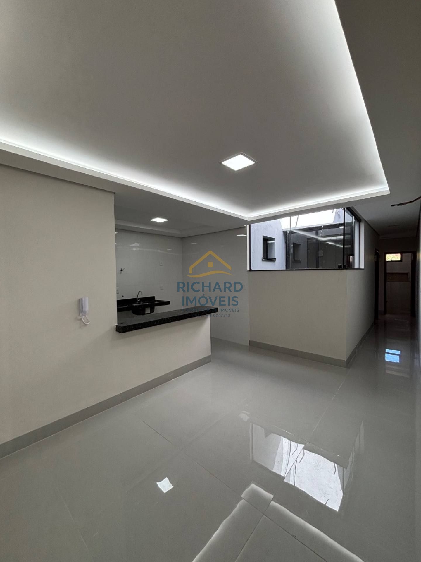 Apartamento Para Vender com 2 quartos 1 suítes no bairro Jardim Serrano em Paracatu