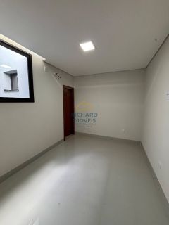 Apartamento Para Vender com 2 quartos 1 suítes no bairro Jardim Serrano em Paracatu