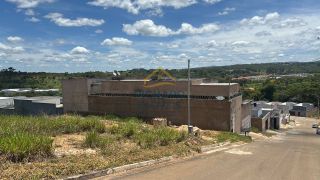 Lote / Terreno de Bairro Para Vender no bairro Jardim America em Paracatu