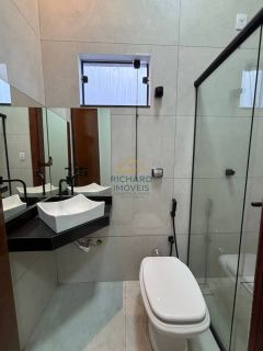 Casa Para Vender com 3 quartos 2 suítes no bairro Vila Nova em Paracatu