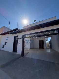 Casa Para Vender com 3 quartos 2 suítes no bairro Vila Nova em Paracatu