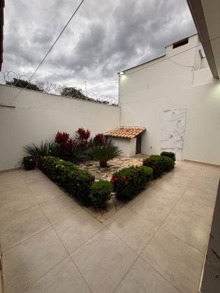 Casa Para Vender com 3 quartos 1 suítes no bairro Parque do Principe em Paracatu