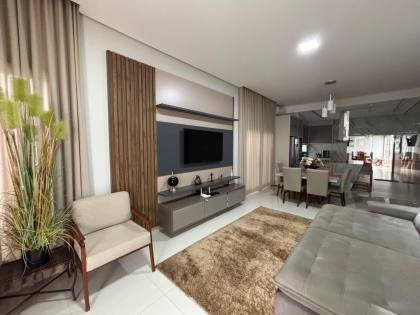 Casa Para Vender com 3 quartos 1 suítes no bairro Parque do Principe em Paracatu