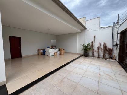 Casa Para Vender com 3 quartos 1 suítes no bairro Parque do Principe em Paracatu