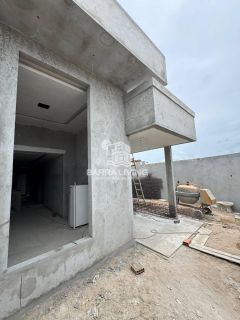 Casa de Esquina com 3 Quartos Sendo 1 Suíte no Luar da Barra