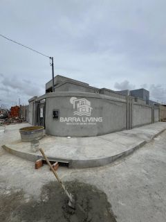 Casa de Esquina com 3 Quartos Sendo 1 Suíte no Luar da Barra