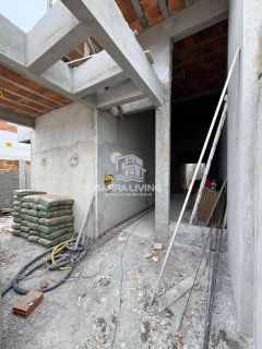 Casa Com 3 Quartos Sendo 1 Suíte no Luar da Barra