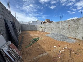 Lote/Terreno Comercial Para Vender no bairro Luar da Barra