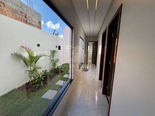 Casa com 3 quartos 1 suítes no bairro Luar da Barra