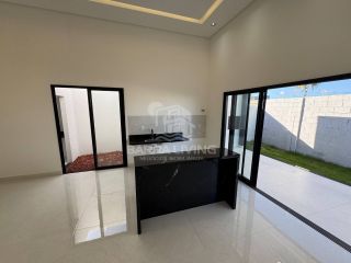 Casa no Condomínio Padang com 3 quartos 1 suíte e Piscina