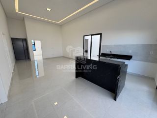 Casa no Condomínio Padang com 3 quartos 1 suíte e Piscina