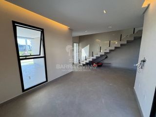 Casa Duplex no Condomínio Padang com 3 quartos 2 suítes Com Closet