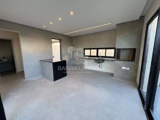 Casa Duplex no Condomínio Padang com 3 quartos 2 suítes Com Closet