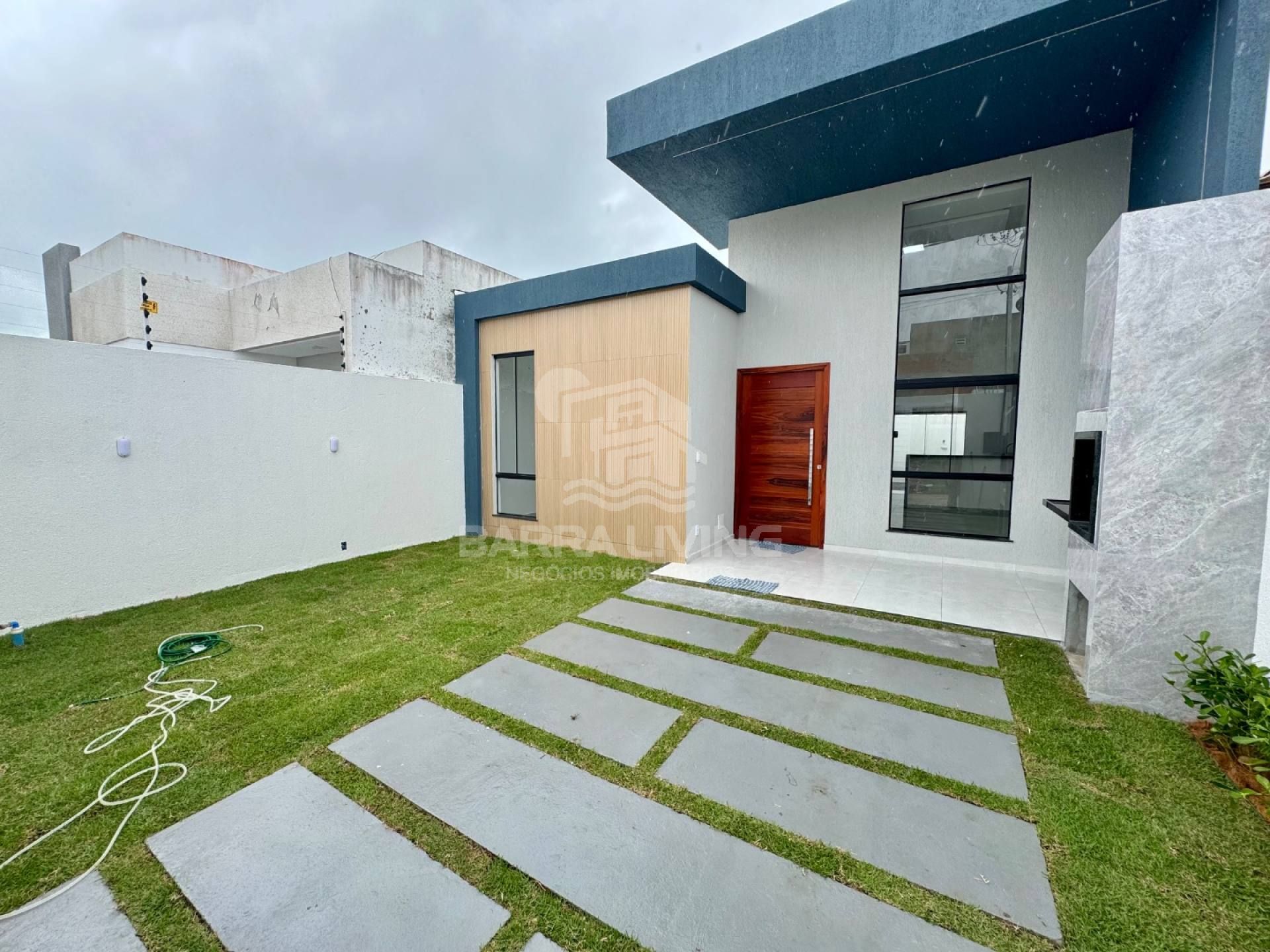 Casa com 3 quartos 1 suítes no Luar da Barra