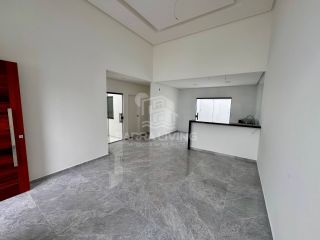 Casa com 3 quartos 1 suítes no Luar da Barra