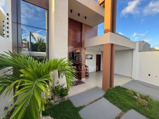 Casa Mobiliada com 3 quartos 1 suítes e Lavabo no bairro Luar da Barra