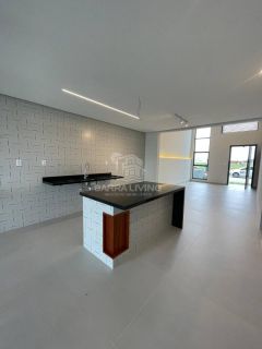 Casa no condomínio Villaredo Barra