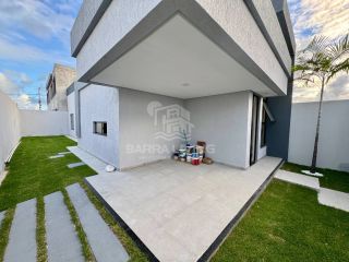 Casa de Esquina com 3 quartos 1 suítes no bairro Luar da Barra