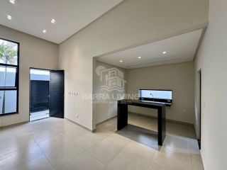 Casa de Esquina com 3 quartos 1 suítes no bairro Luar da Barra