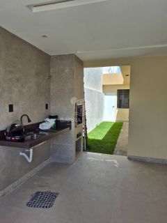 Casa com 3 quartos 1 suítes no Luar da Barra