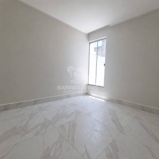 Casa com 3 quartos, 1 Suíte e área gourmet no Luar da Barra