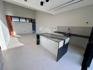 Casa com 3 Quartos sendo 1 Suíte com Closet no Villaredo Barra