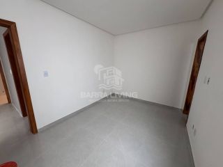 Casa com 3 quartos sendo 1 suíte no Luar da Barra