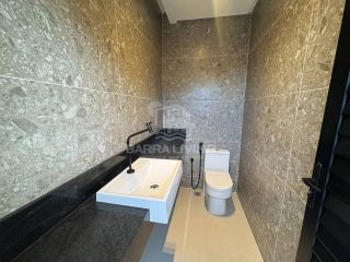 Casa com 3 quartos sendo 1 suíte no cond. Padang
