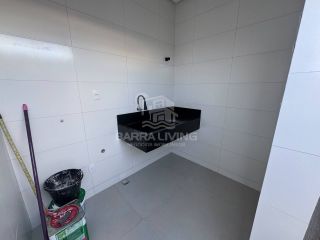 Casa com 3 quartos sendo 1 suíte no cond. Padang