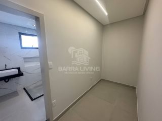 Casa com 3 quartos sendo 1 suíte no cond. Padang