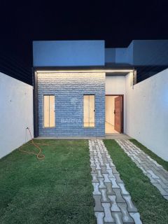 Casa com 2 quartos 1 suíte no Luar da Barra 2