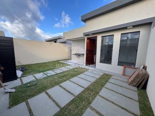 Casa com 3 quartos 1 suíte no Luar da Barra