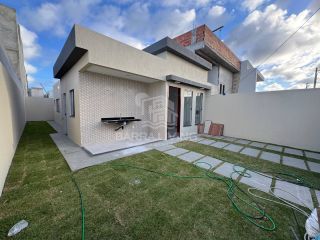 Casa com 3 quartos 1 suíte no Luar da Barra