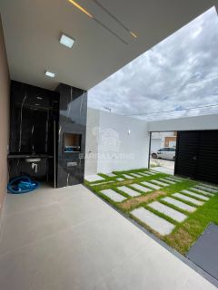 Casa com 3 quartos 1 suíte master no Luar da Barra