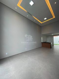 Casa com 3 quartos 1 suíte master no Luar da Barra