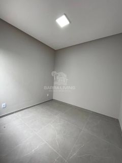 Casa com 3 quartos 1 suíte master no Luar da Barra