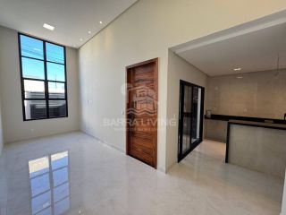 Casa com 3 quartos 1 suíte no Luar da Barra