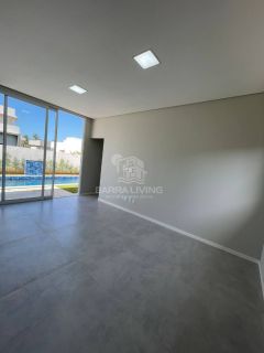 Casa com 3 quartos sendo 1 suíte no Ville Al Maré