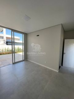 Casa com 3 quartos sendo 1 suíte no Ville Al Maré