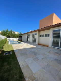 Casa com 3 quartos sendo 1 suíte no Ville Al Maré