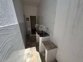Casa com 3 quartos sendo 1 suíte no Luar da Barra